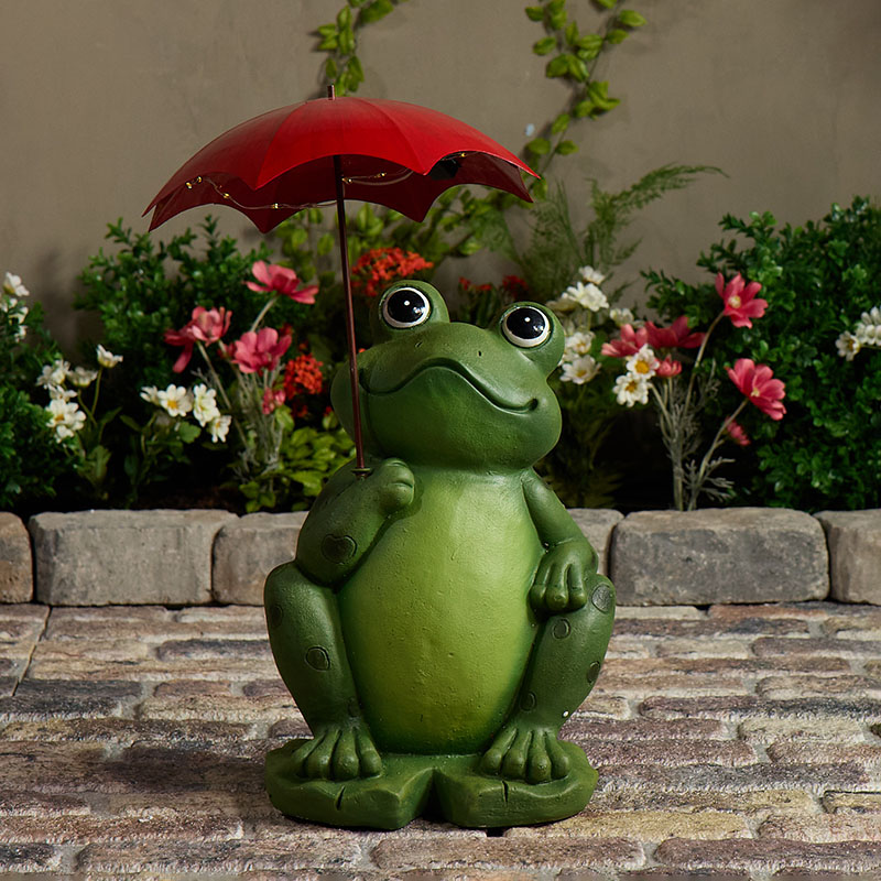 Solar Frog With Umbrella - Cracker Barrel
